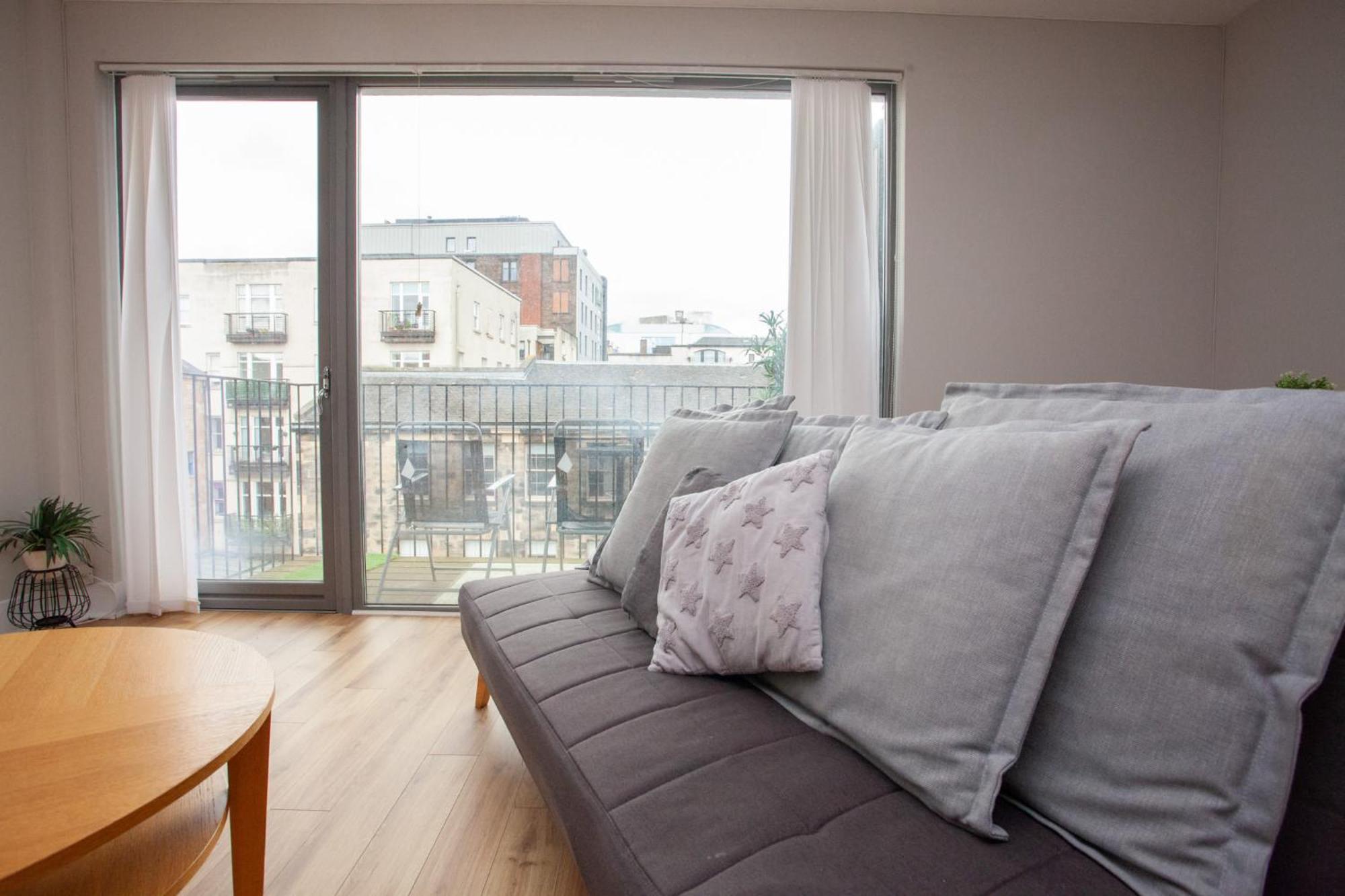1 Bedroom Flat In The Heart Of Merchant City Glasgow Buitenkant foto